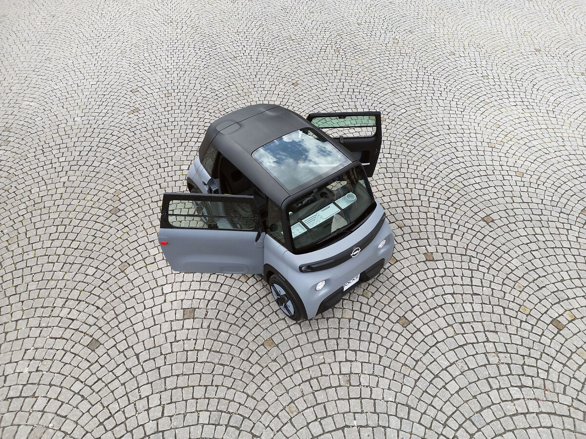 New Opel Rocks