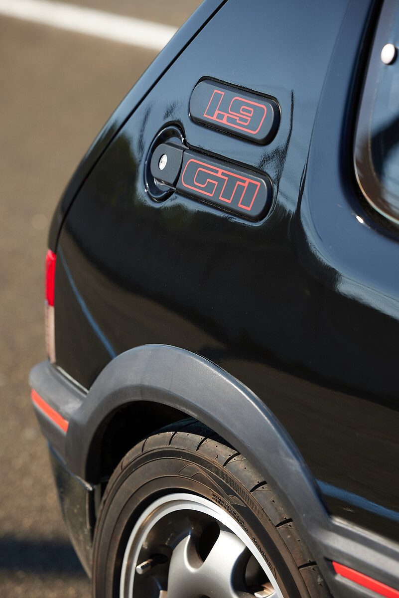PEUGEOT_205_GTi_2025 (3)