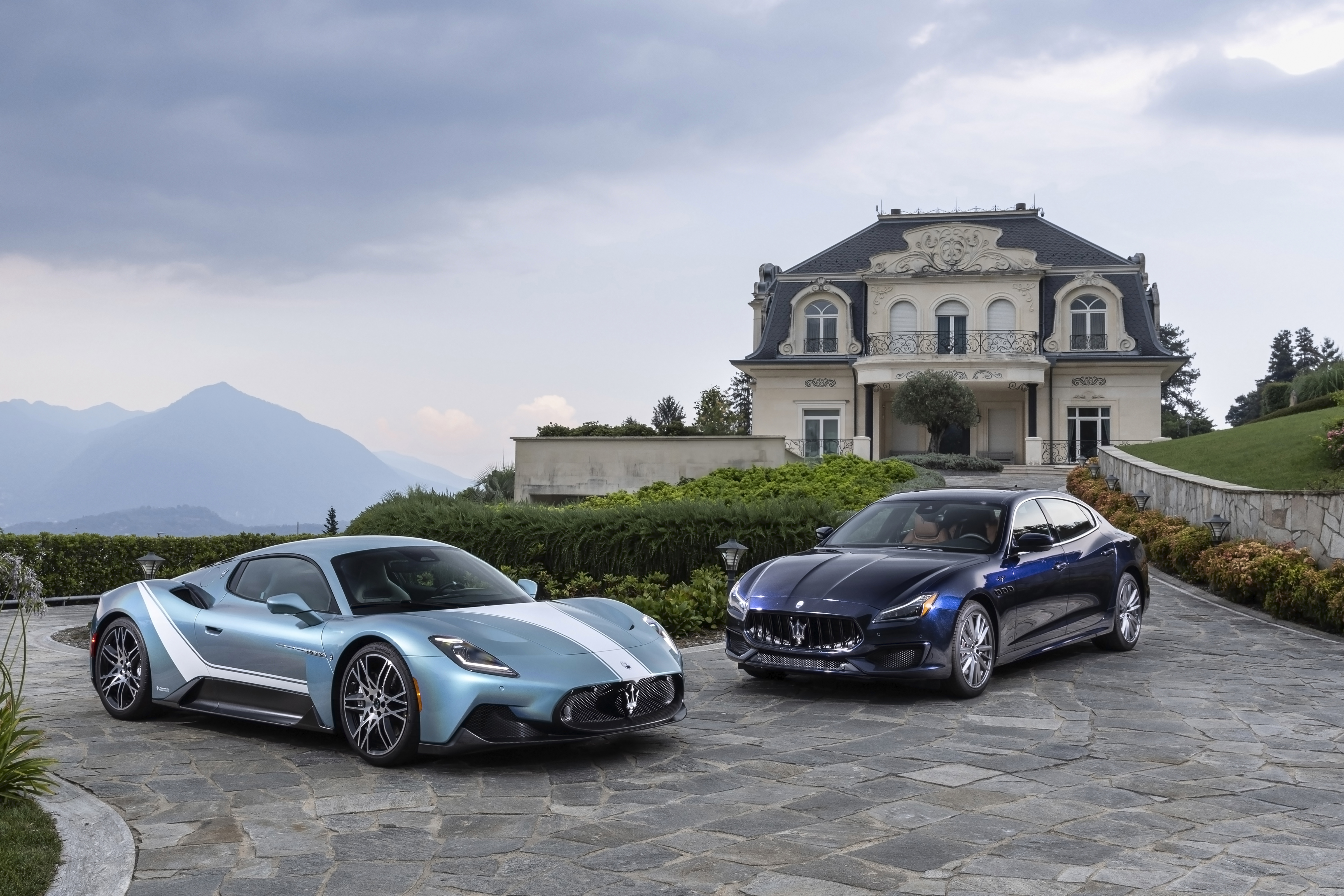 Maserati delivers Quattroporte Grand Finale and MC20 Iris One-Offs