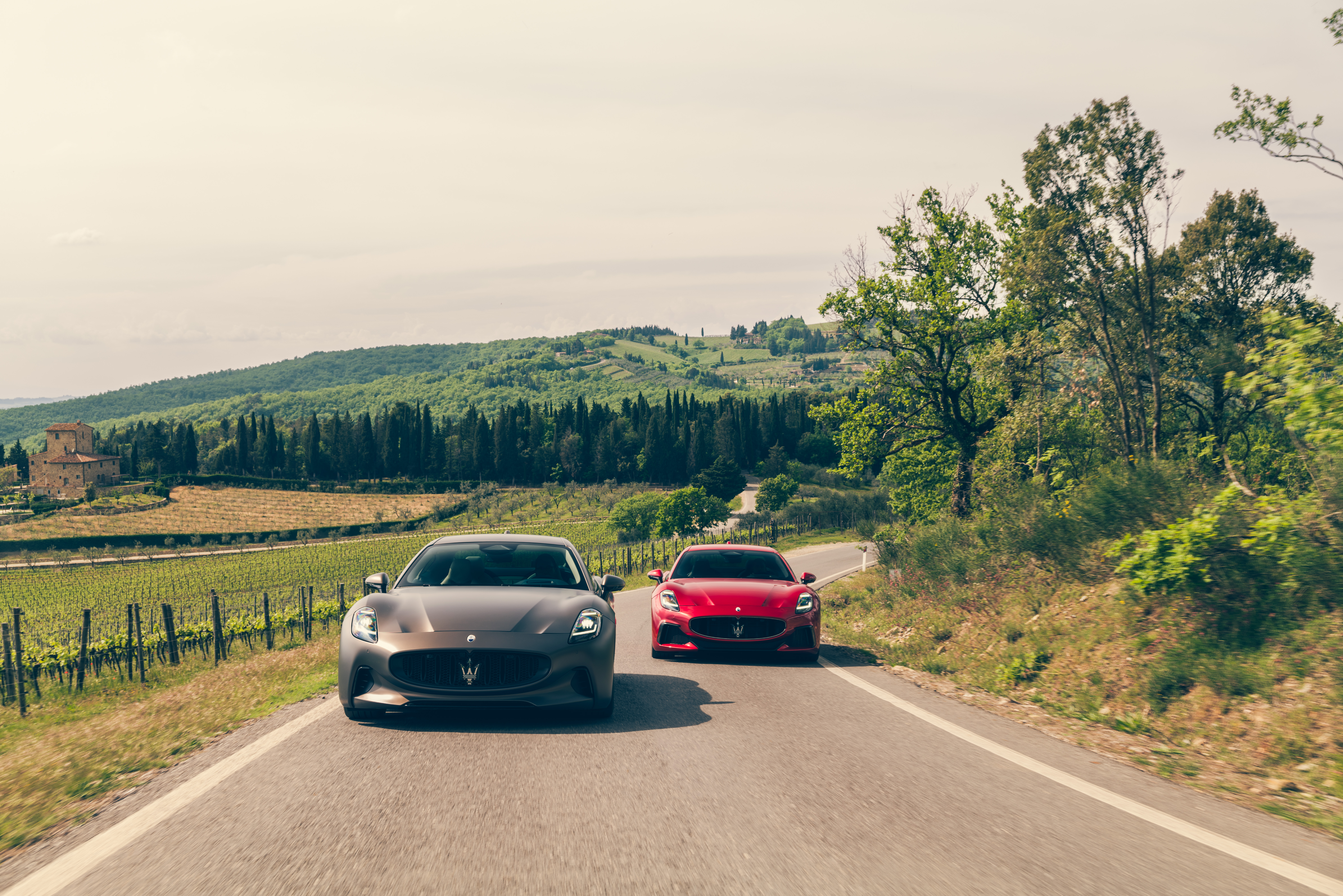 Maserati GranTurismo Trofeo and GranTurismo Folgore Win Car and Driver's  2025 Editors' Choice Awards | Maserati | Stellantis Media
