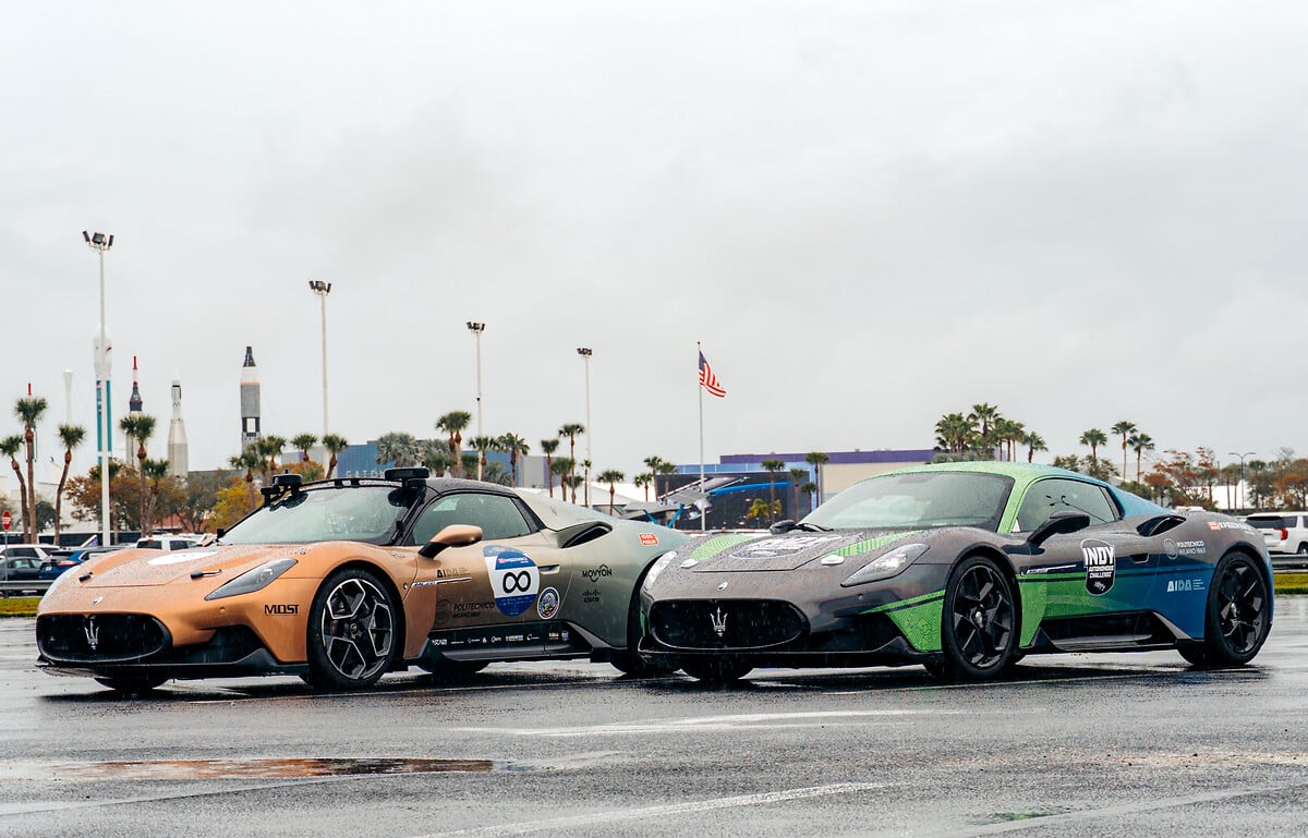 マエストリ New Autonomous World Speed Record set with Indy Autonomous