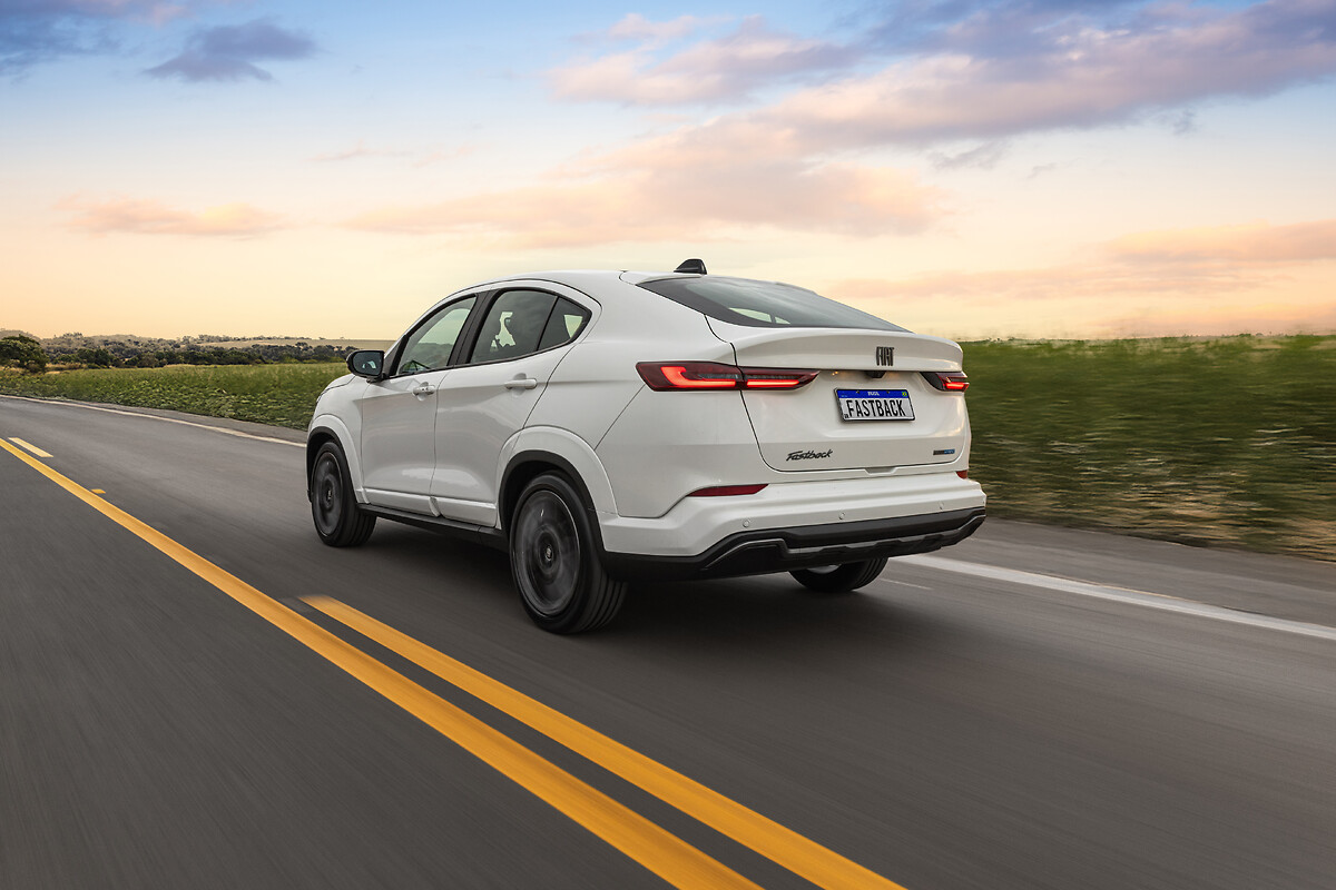 003_Fiat_Fastback_Impetus