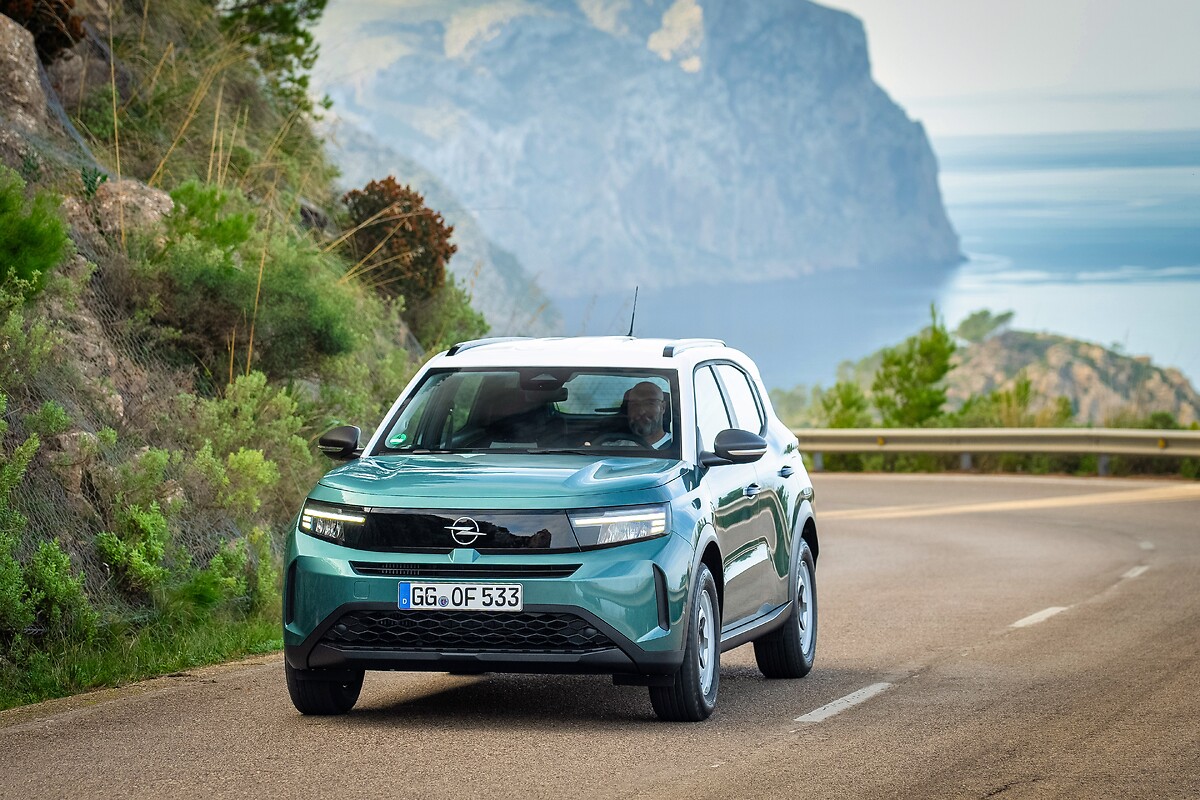 Opel Corsa Benzinli Yan 2