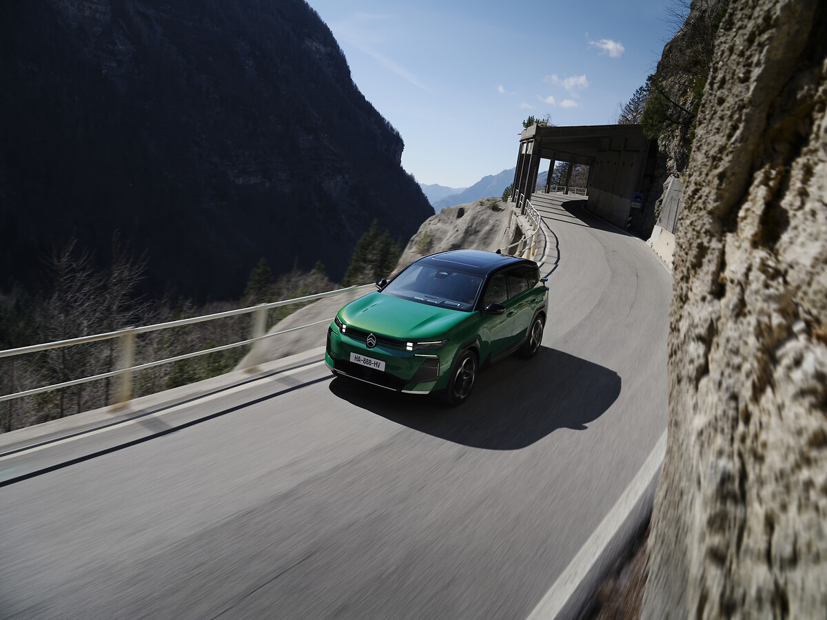 NEW_CITROEN_C5AIRCROSS_REVEAL_2025  (7)