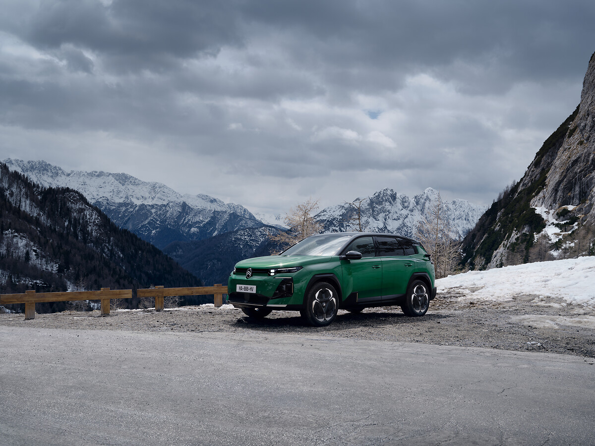 NEW_CITROEN_C5AIRCROSS_REVEAL_2025 (1)