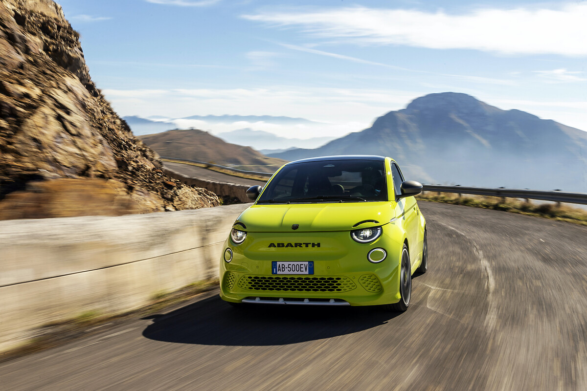 NewAbarth500e