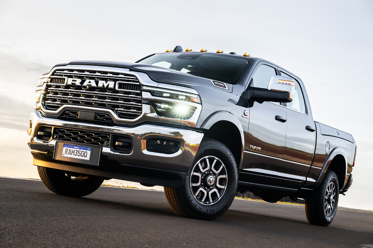 2024 Jeep Compass Limited for sale in Sauk City, WI, image size:1200x800