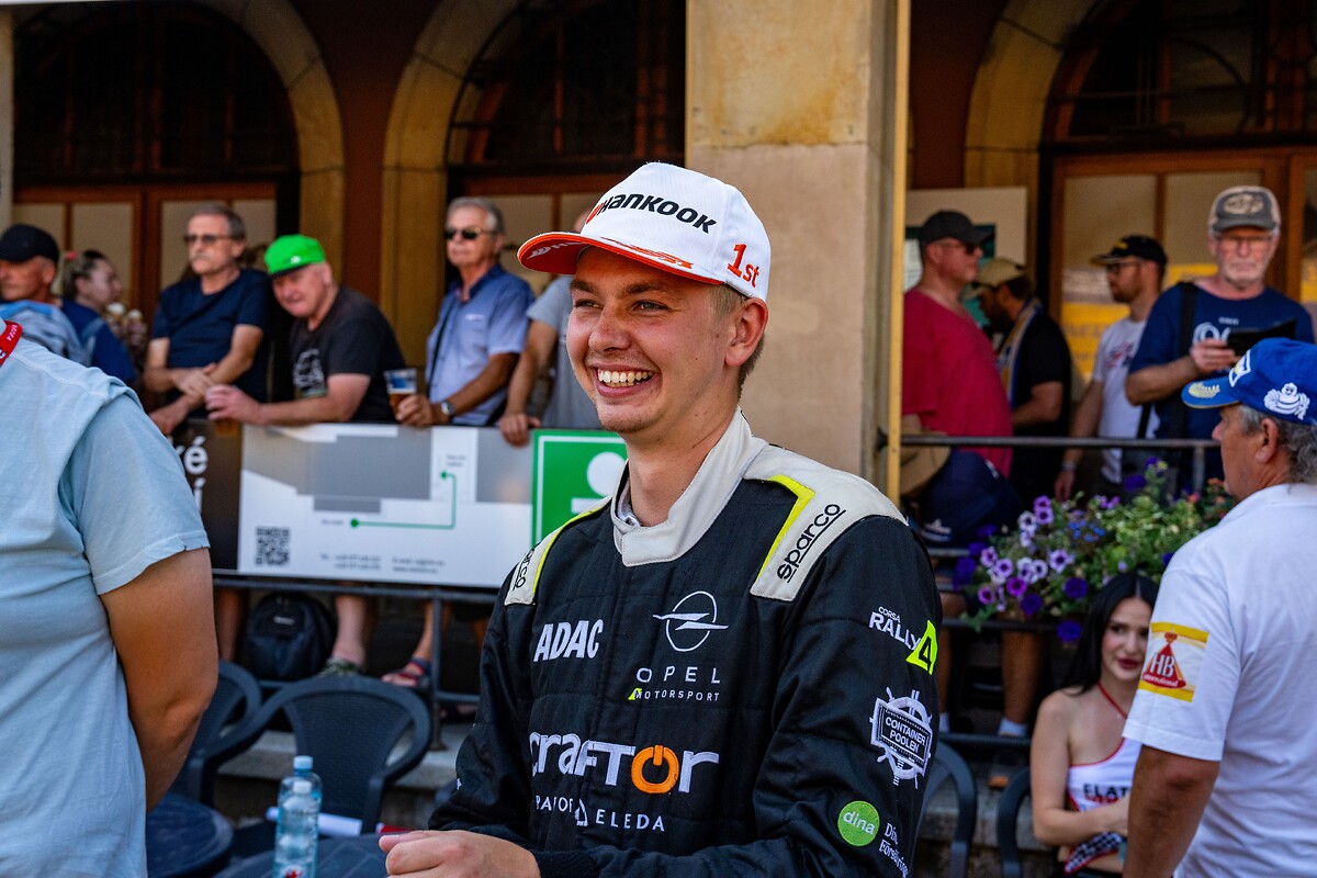 Opel conquista il Campionato Europeo Rally Junior con Calle Carlberg