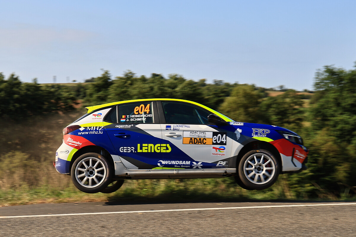 ADAC Opel Electric Rally Cup „powered by GSE“ vor richtungsweisendem Lauf im elektrischen Titelkampf