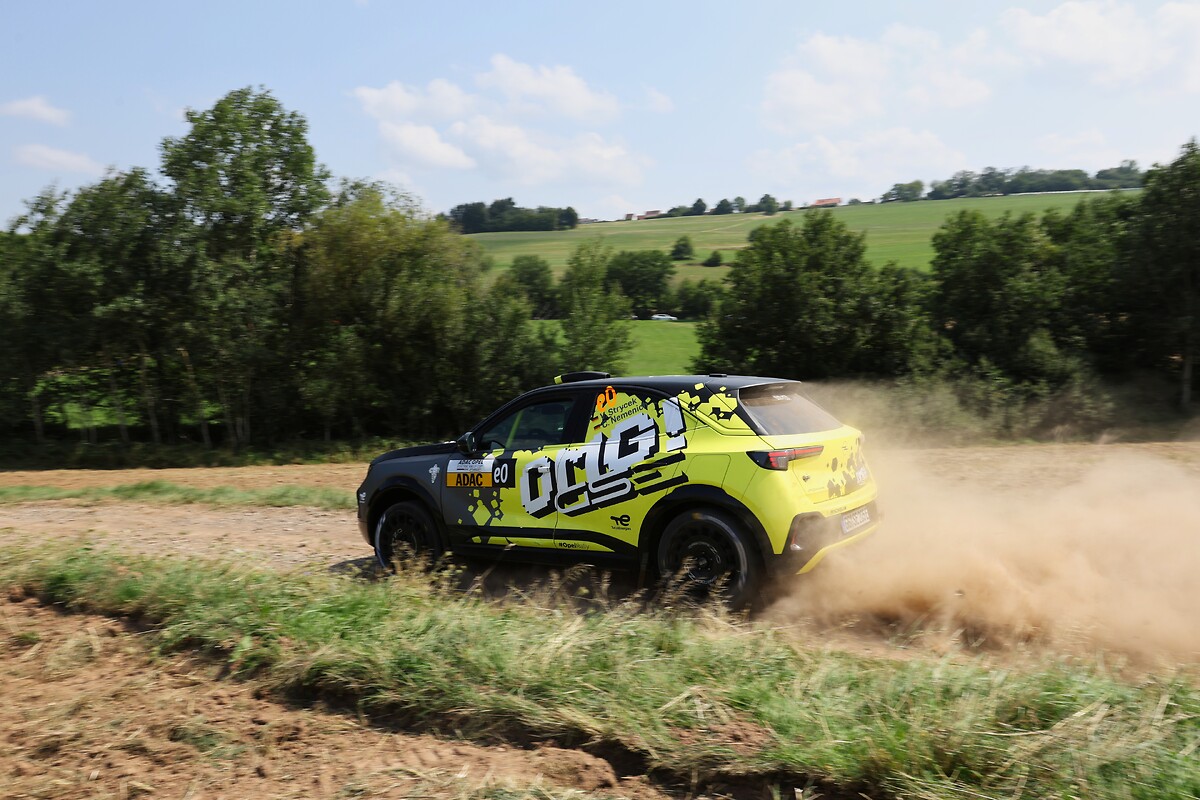 ADAC Opel Electric Rally Cup „powered by GSE“ vor richtungsweisendem Lauf im elektrischen Titelkampf