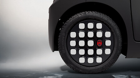 ✩ Ami ✩ AMI DARK SIDE» SPECIAL EDITION: DER CITROËN AMI ENTHÜLLT SEINE