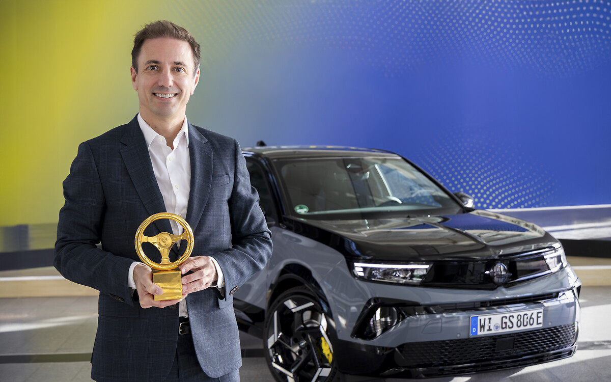 GSE Success: New Opel Mokka GSE Wins ‘Golden Steering Wheel 2025’