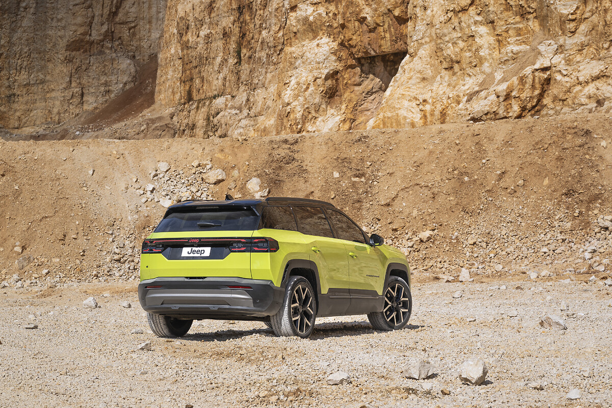 2026 Jeep Compass Rear Left View