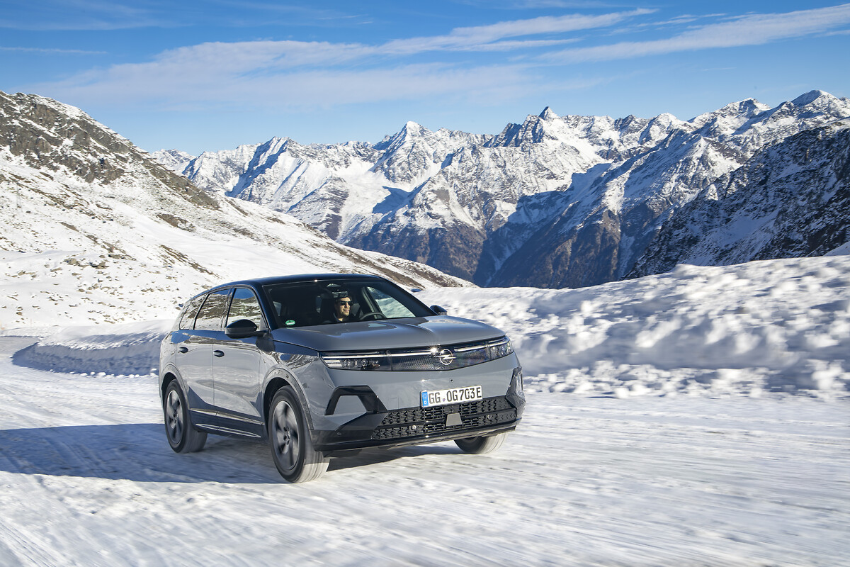 Opel Grandland Electric AWD