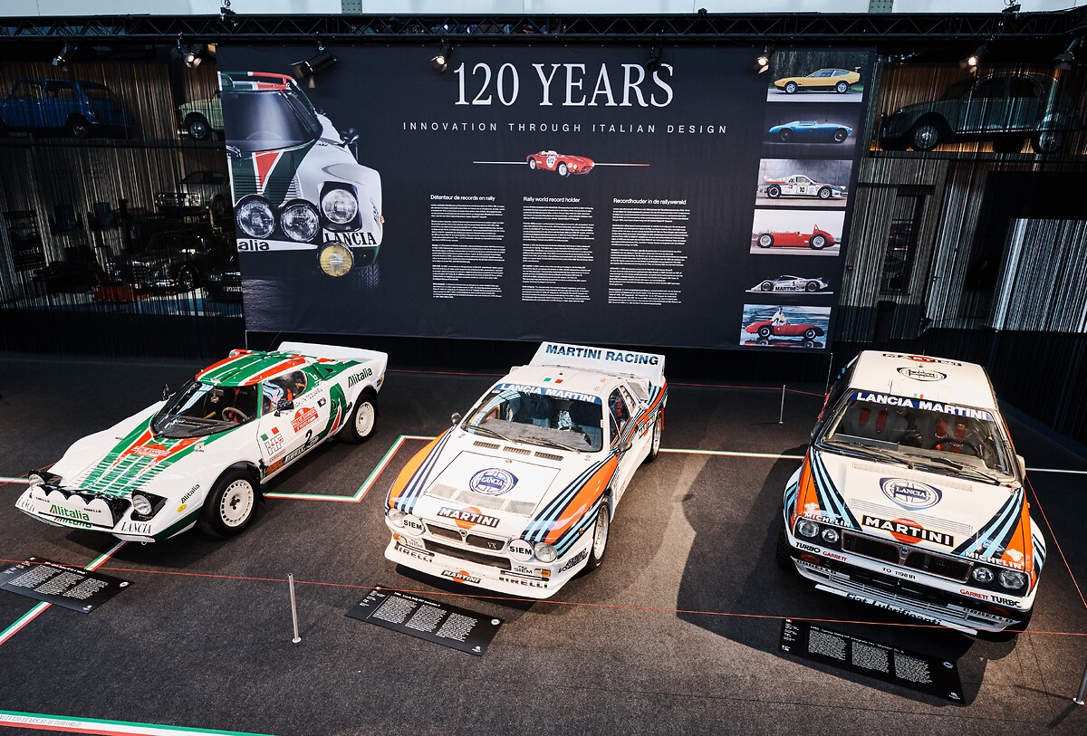 LANCIA DELTA HF INTEGRALE FROM HERITAGE HUB ON SHOW AT AUTOWORLD
