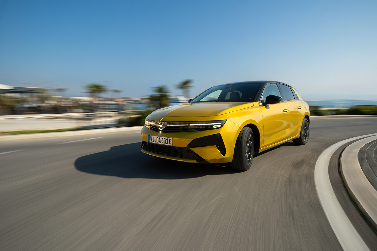 Opel Corsa Benzinli Sürerken