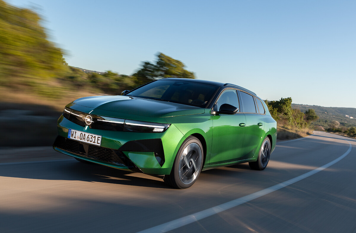 Opel Astra Sports Tourer Electric