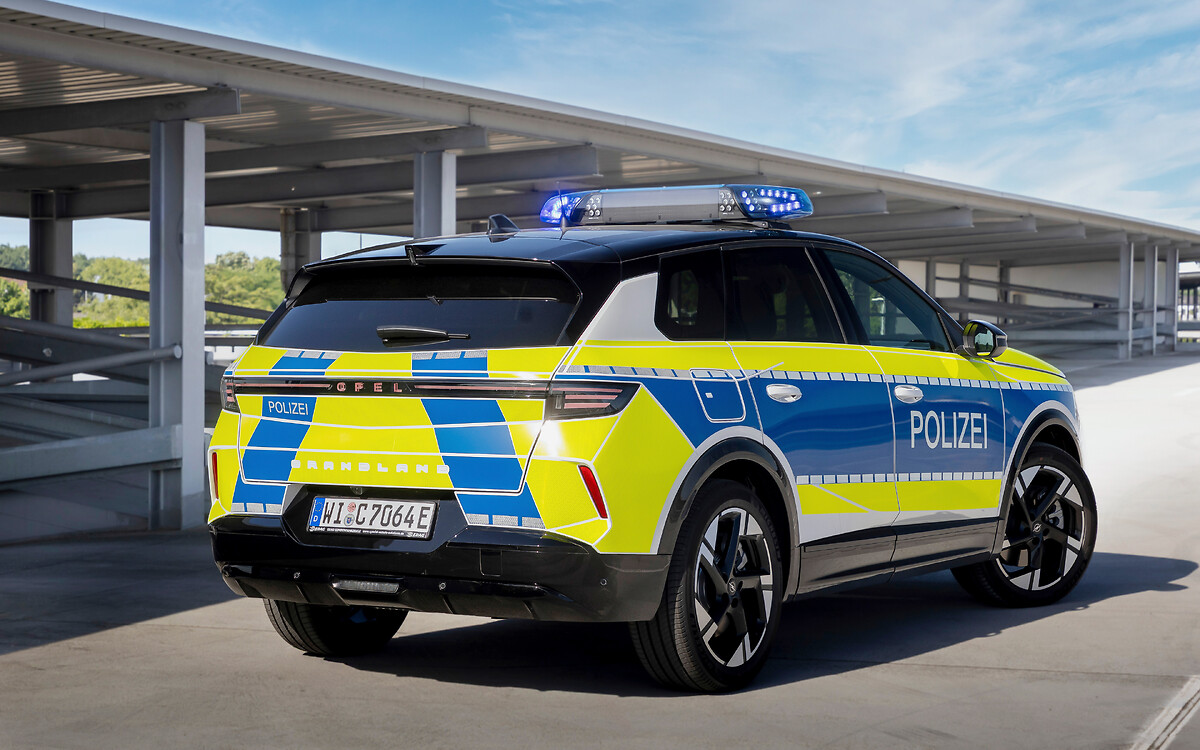 Policing the Streets: On Patrol with the Opel Grandland
