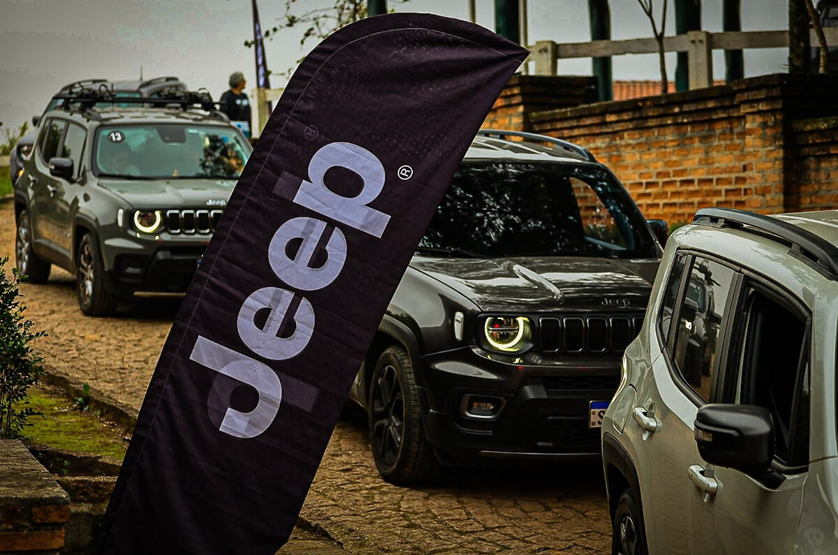 A JEEP_NATURE