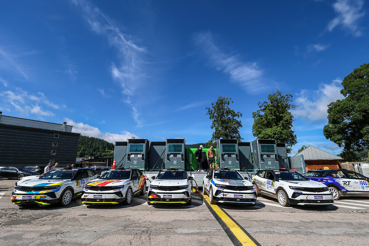 ADAC Opel GSE Rally Cup with Electrifying Premiere in Austria