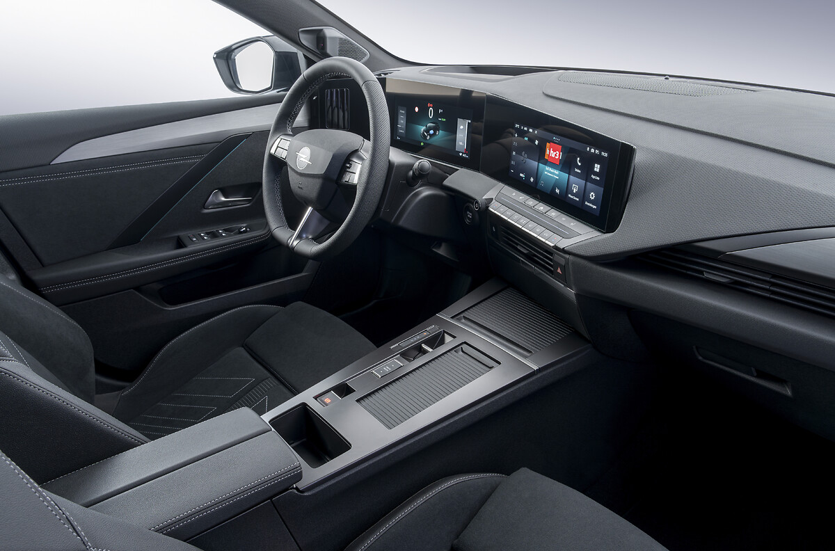 New Opel Astra Sports Tourer