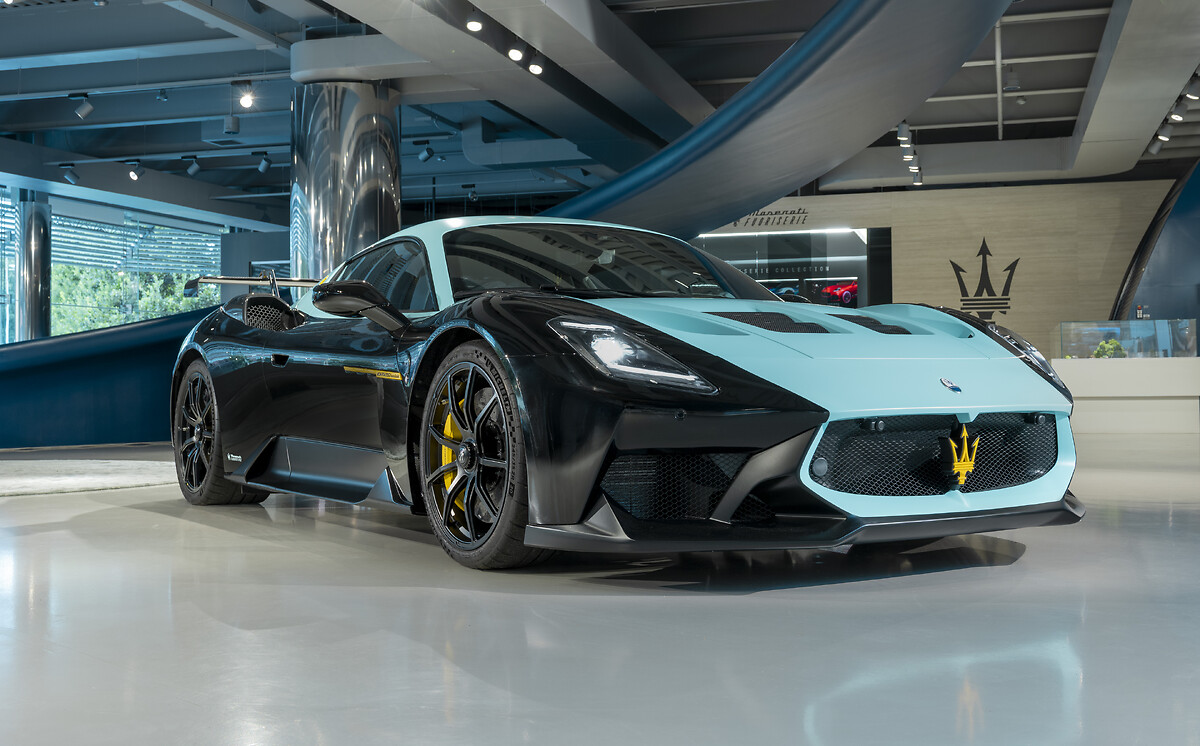 The Maserati MC12 legend revived in a GT2 Stradale Fuoriserie