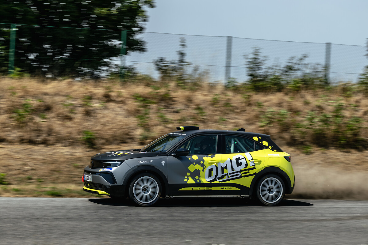 Formel E trifft Elektro-Rallye: Sophia Flörsch startet im ADAC Opel GSE Rally Cup