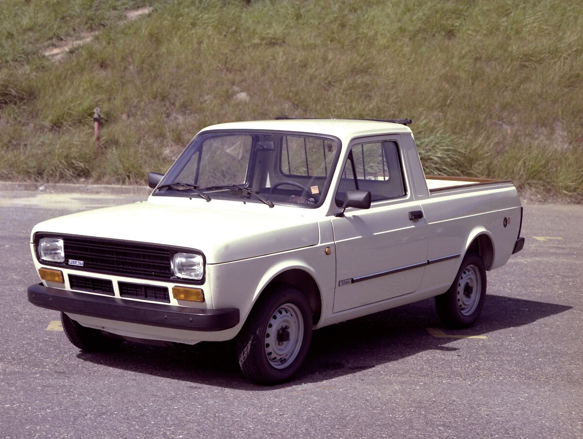 002_Fiat147pickup