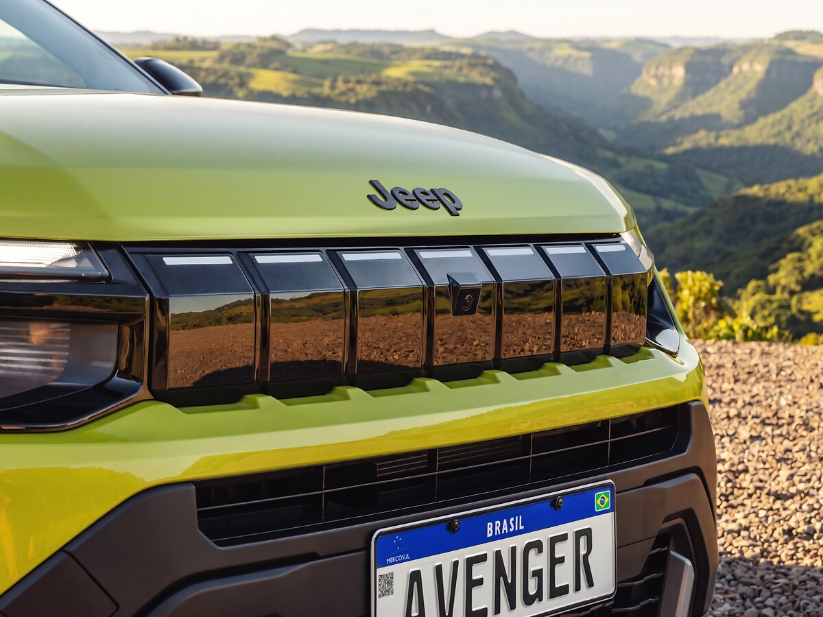 Jeep_Avenger_Limited_013