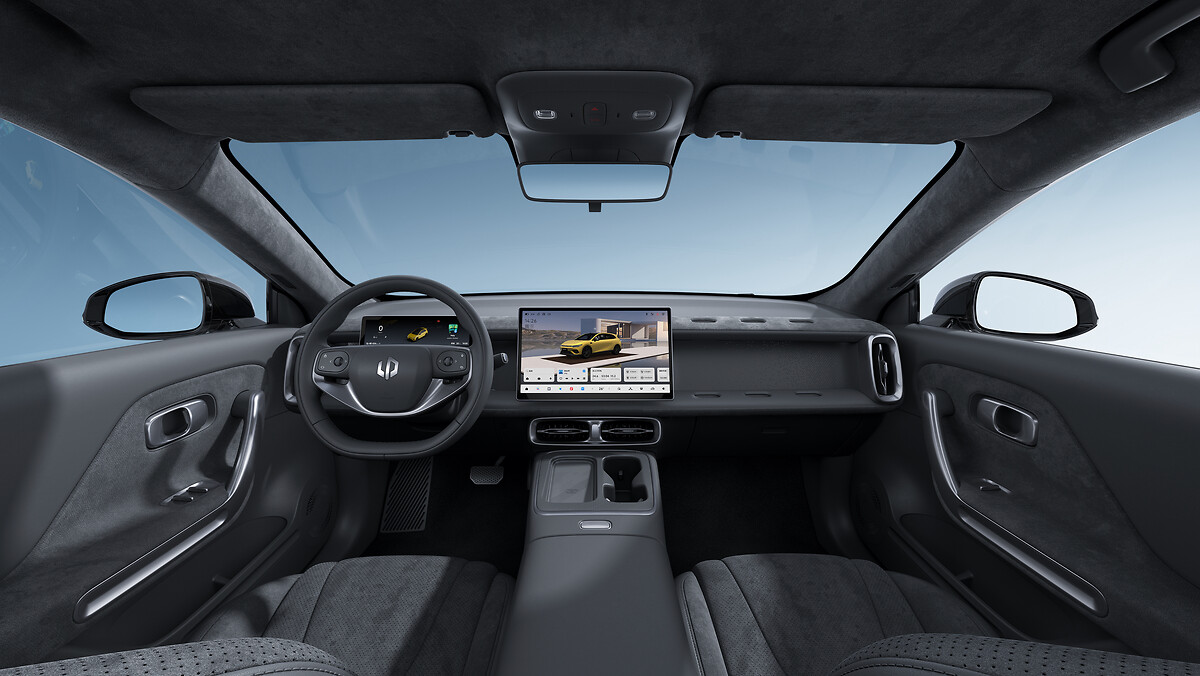 05 Leapmotor B05 Interior.jpg