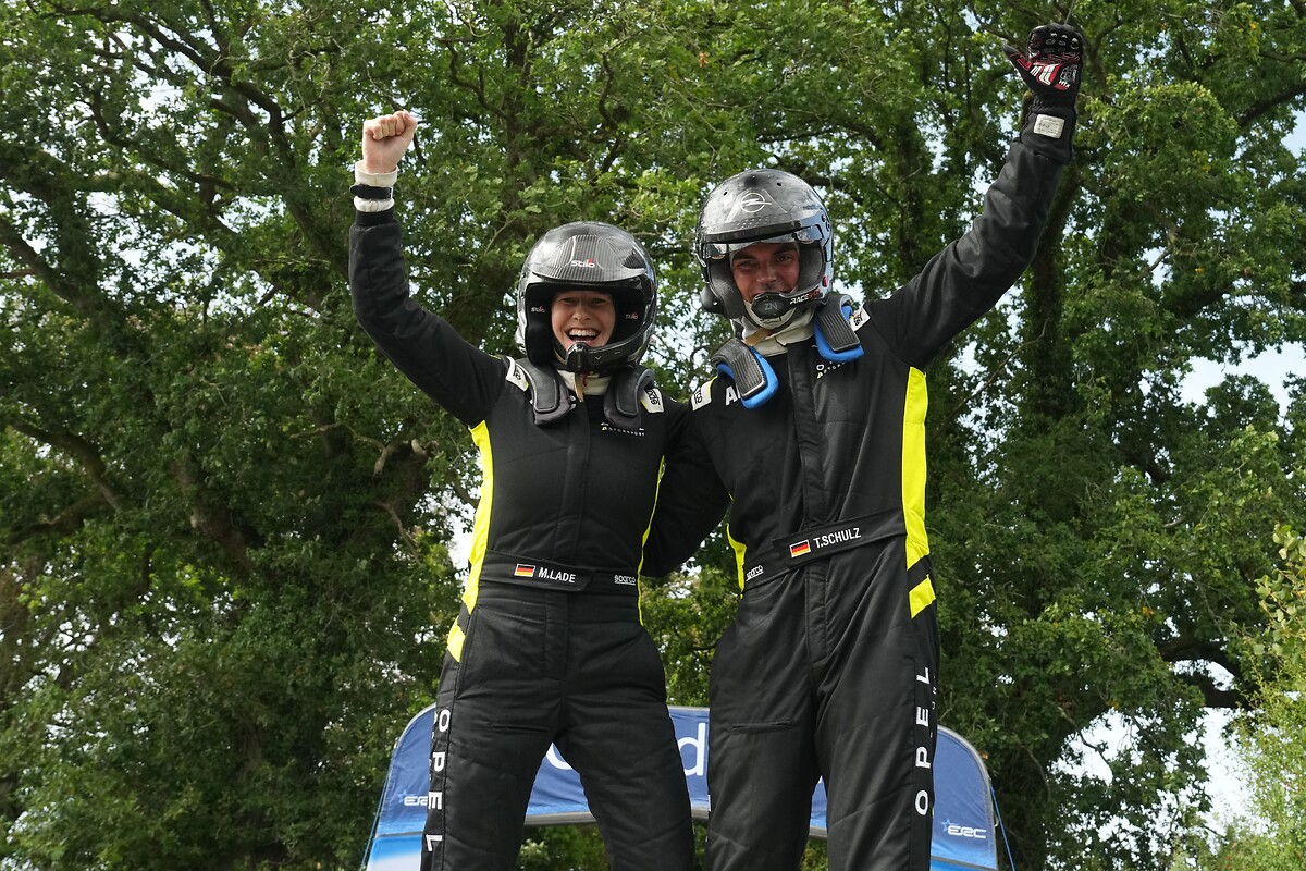 Timo Schulz and his co-driver Maresa Lade