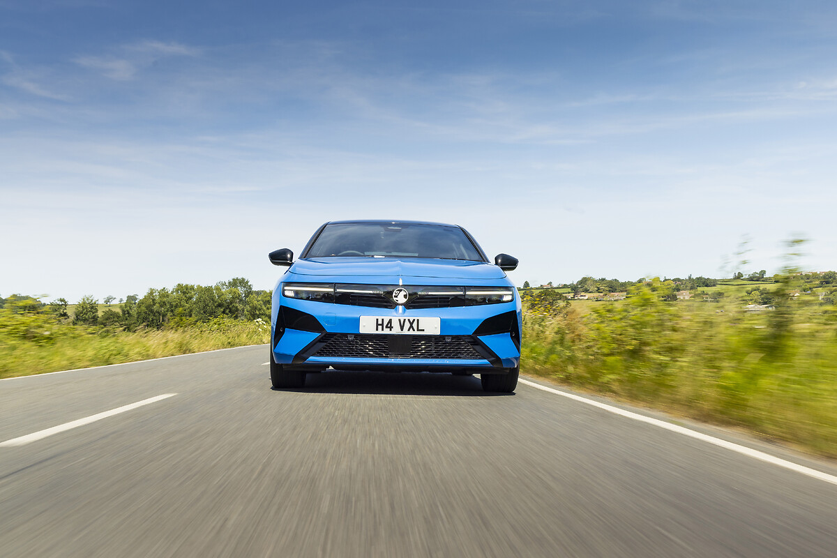 Vauxhall_Astra_Petrol_Manual (3)