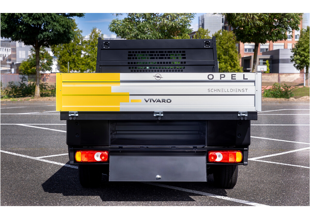 Opel Vivaro  Flatbed