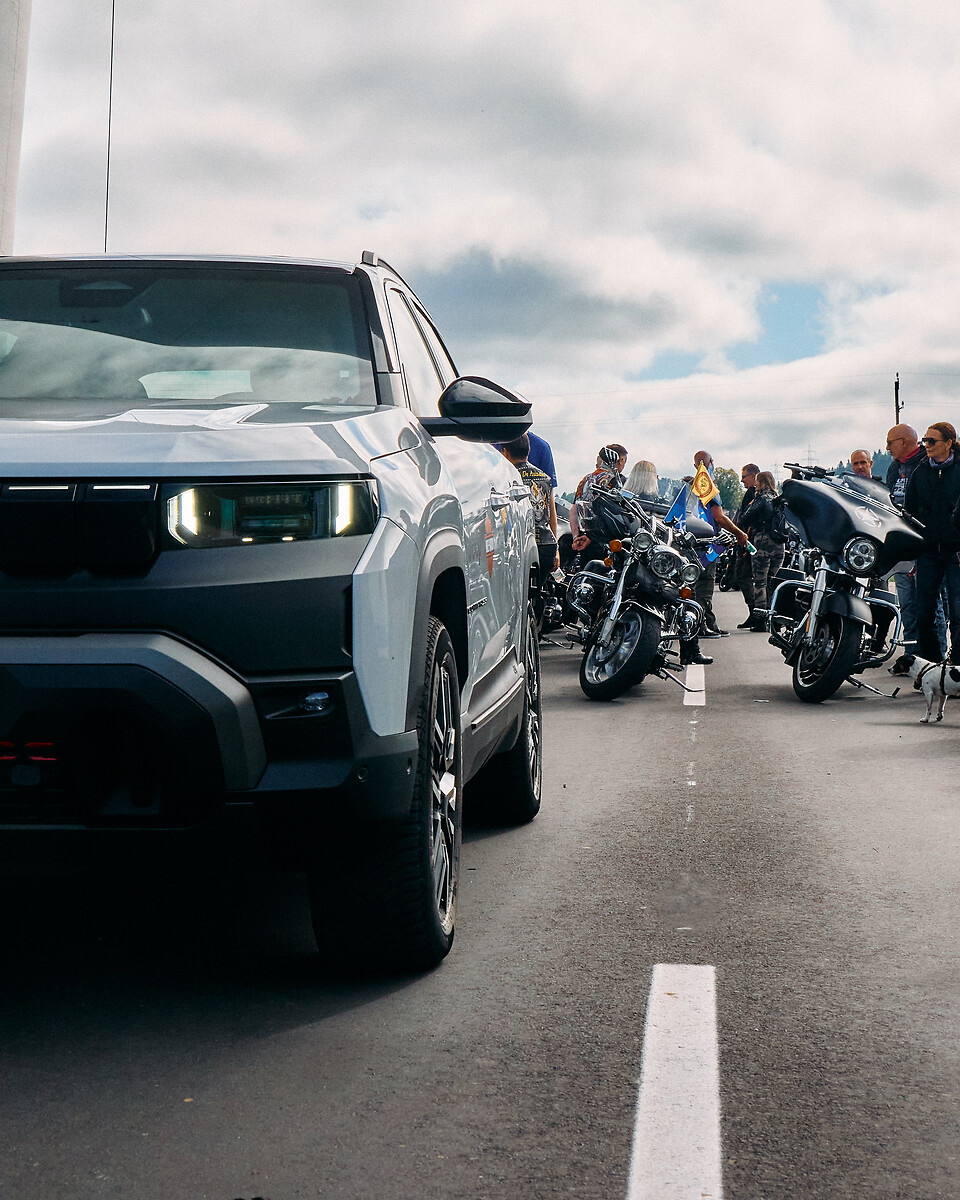 Jeep® y Harley-Davidson® se reencuentran en el festival de motocicletas más grande de Europa.