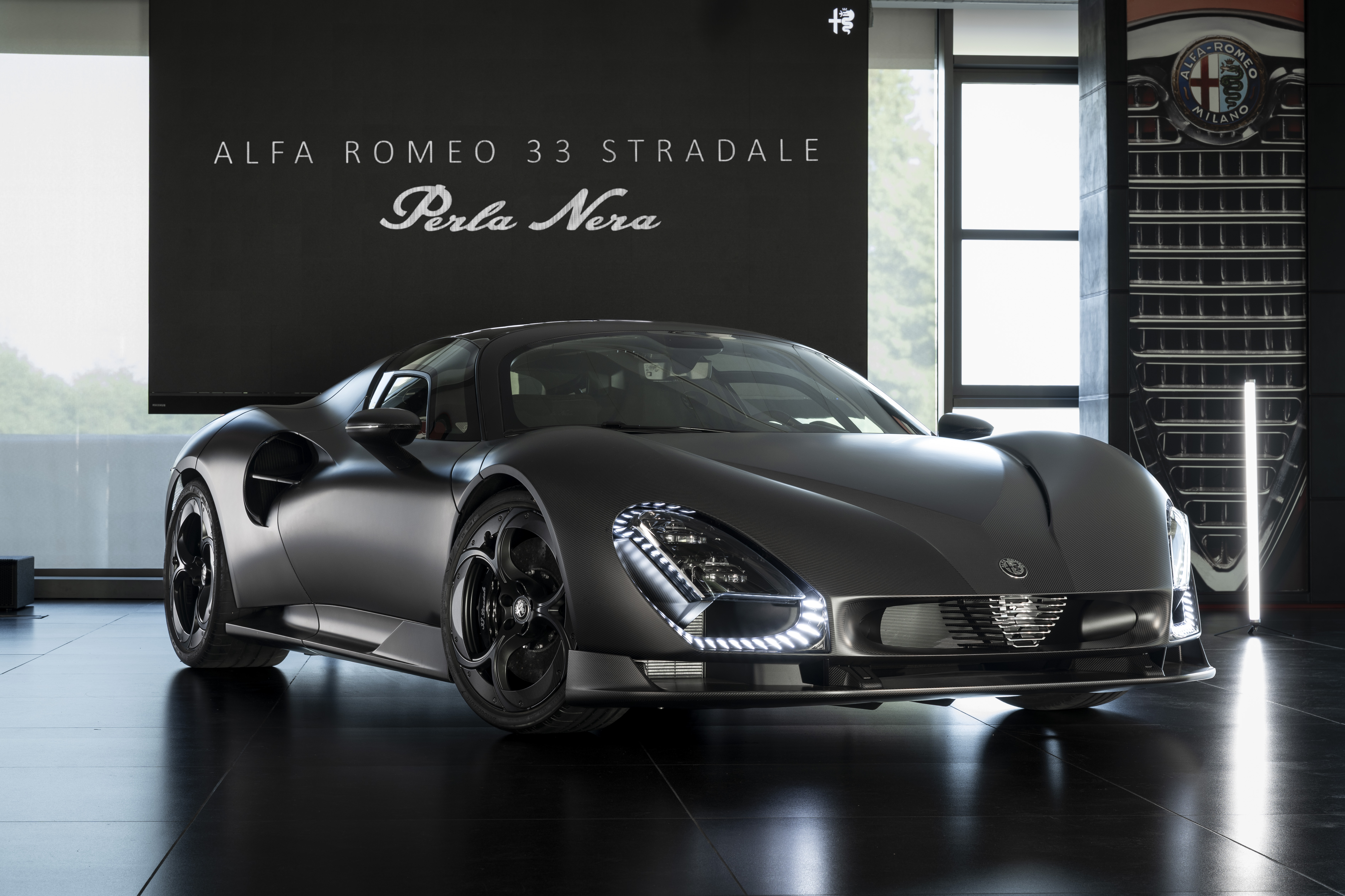 Alfa Romeo 33 Stradale “Perla Nera®” unveiled at Alfa Romeo Museum