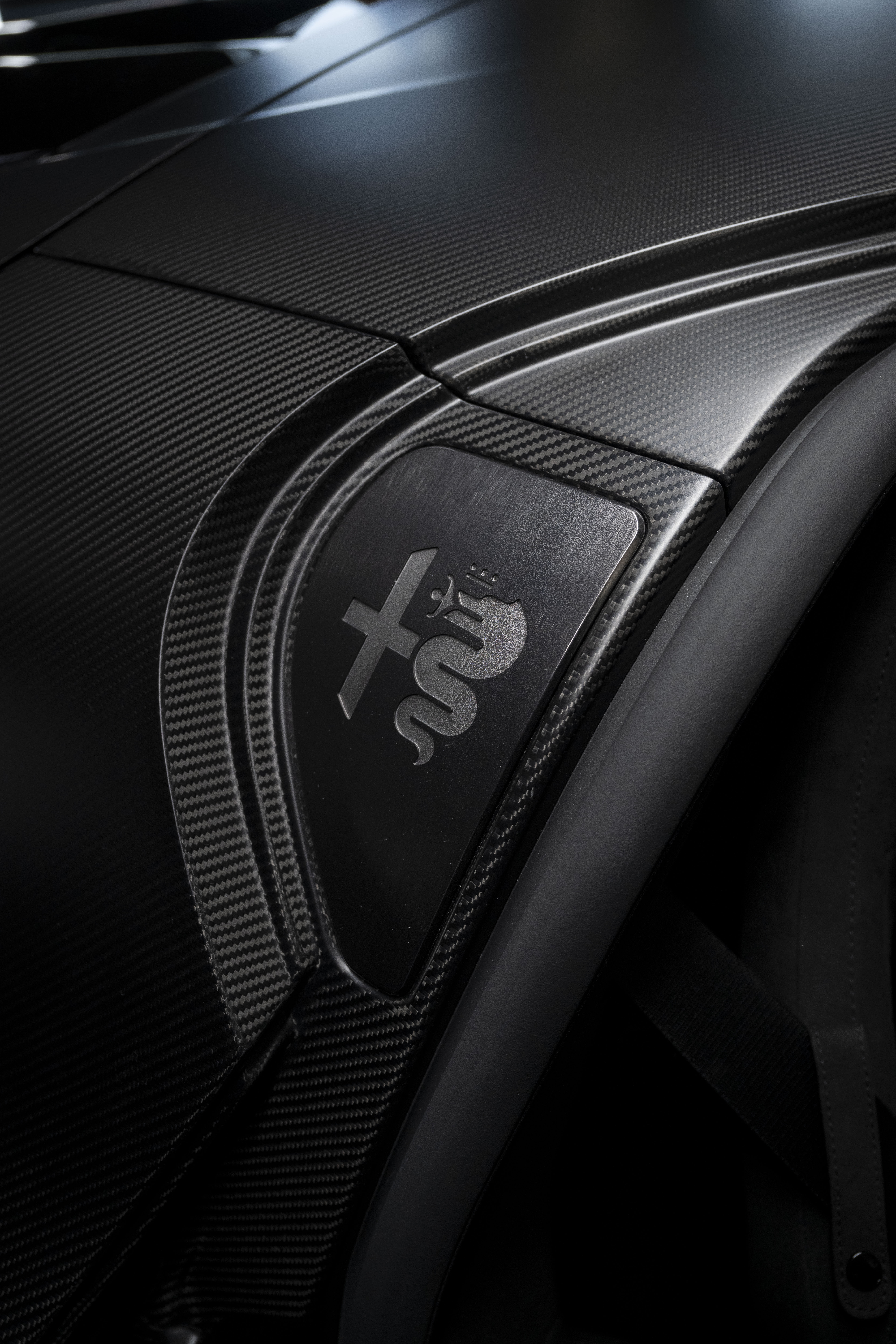 Alfa Romeo 33 Stradale “Perla Nera®” unveiled at Alfa Romeo Museum