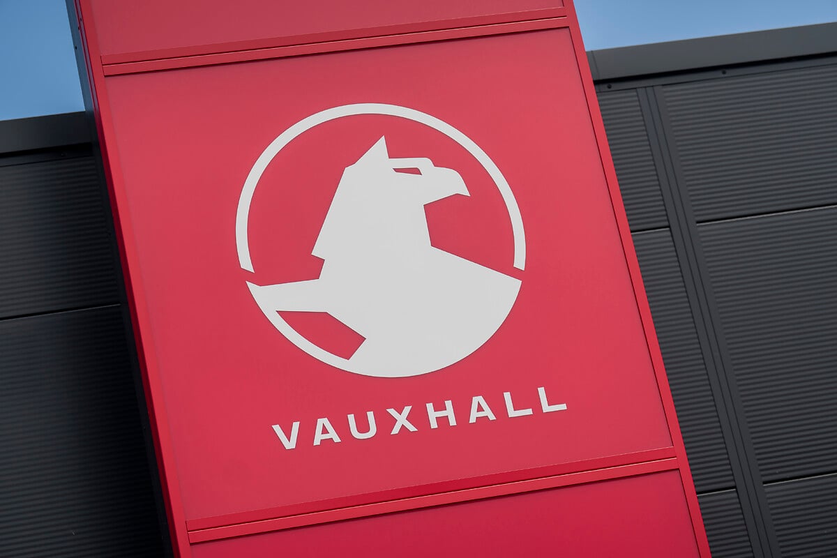 5_New_Vauxhall_Griffin_Retailer