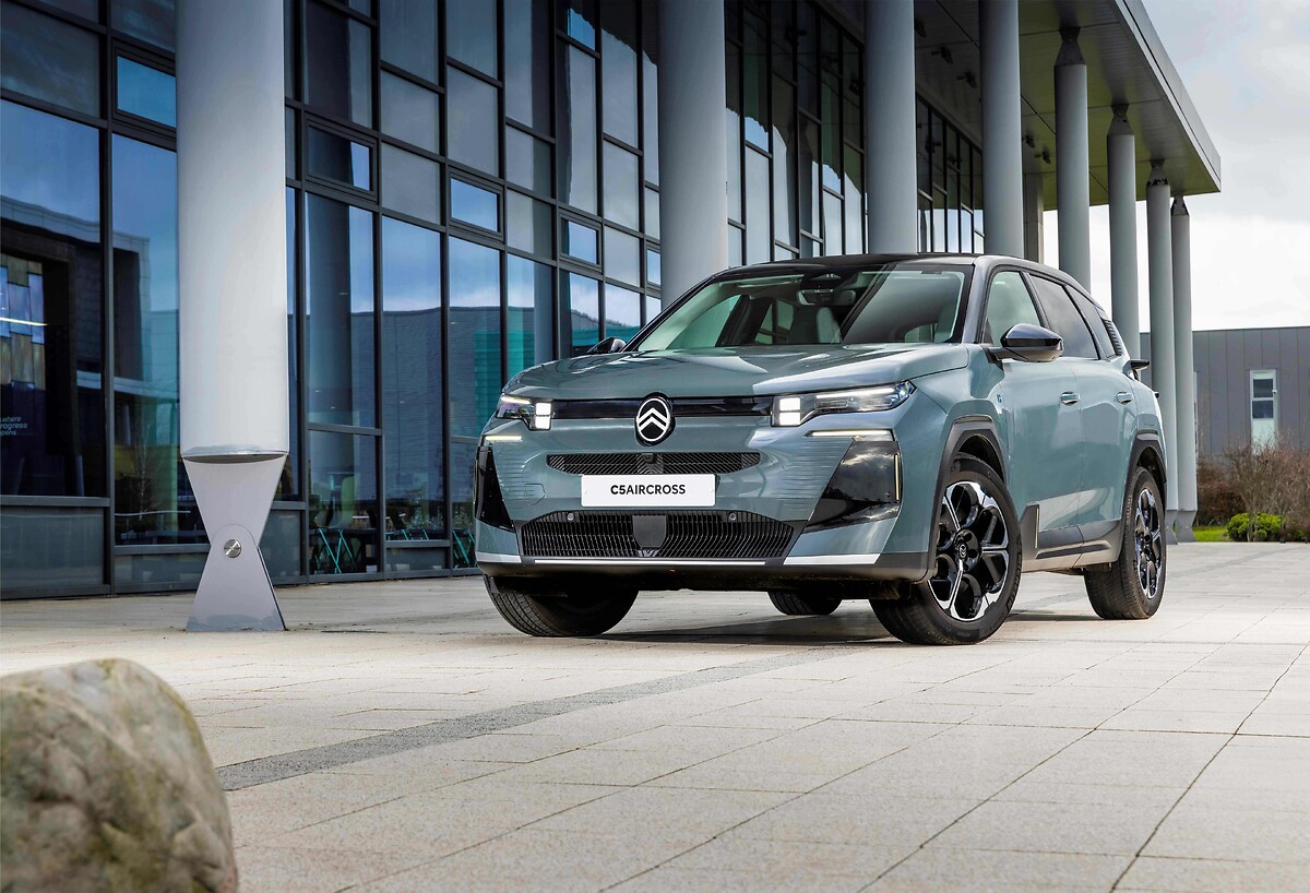 c5-aircross-phev-ext-1