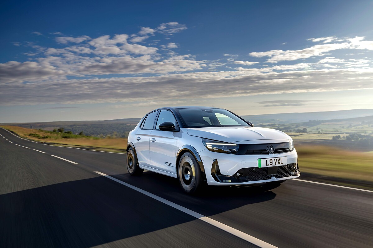 vauxhall-corsa-gse-dynamic-1