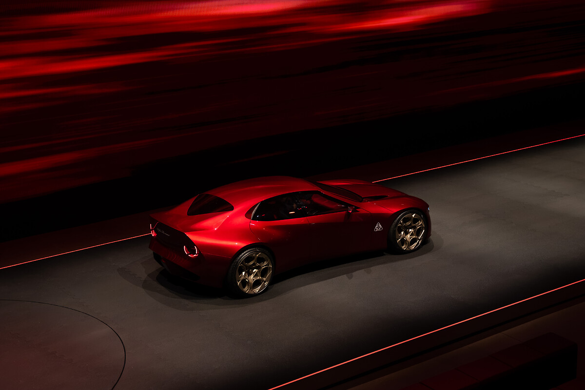 Alfa romeo cuorerosso_la noche anterior