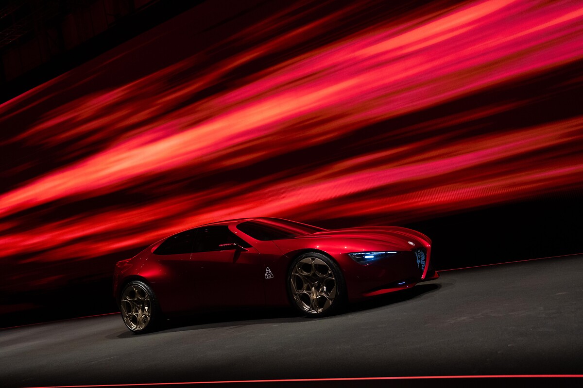 Alfa romeo cuorerosso_la noche anterior